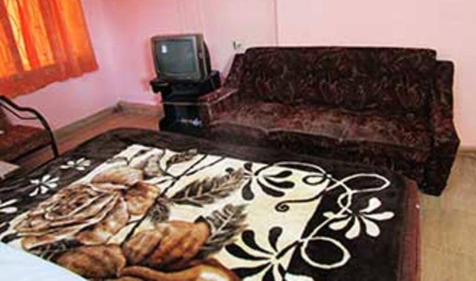 New Apsara Lodge Ongole Zewnętrze zdjęcie